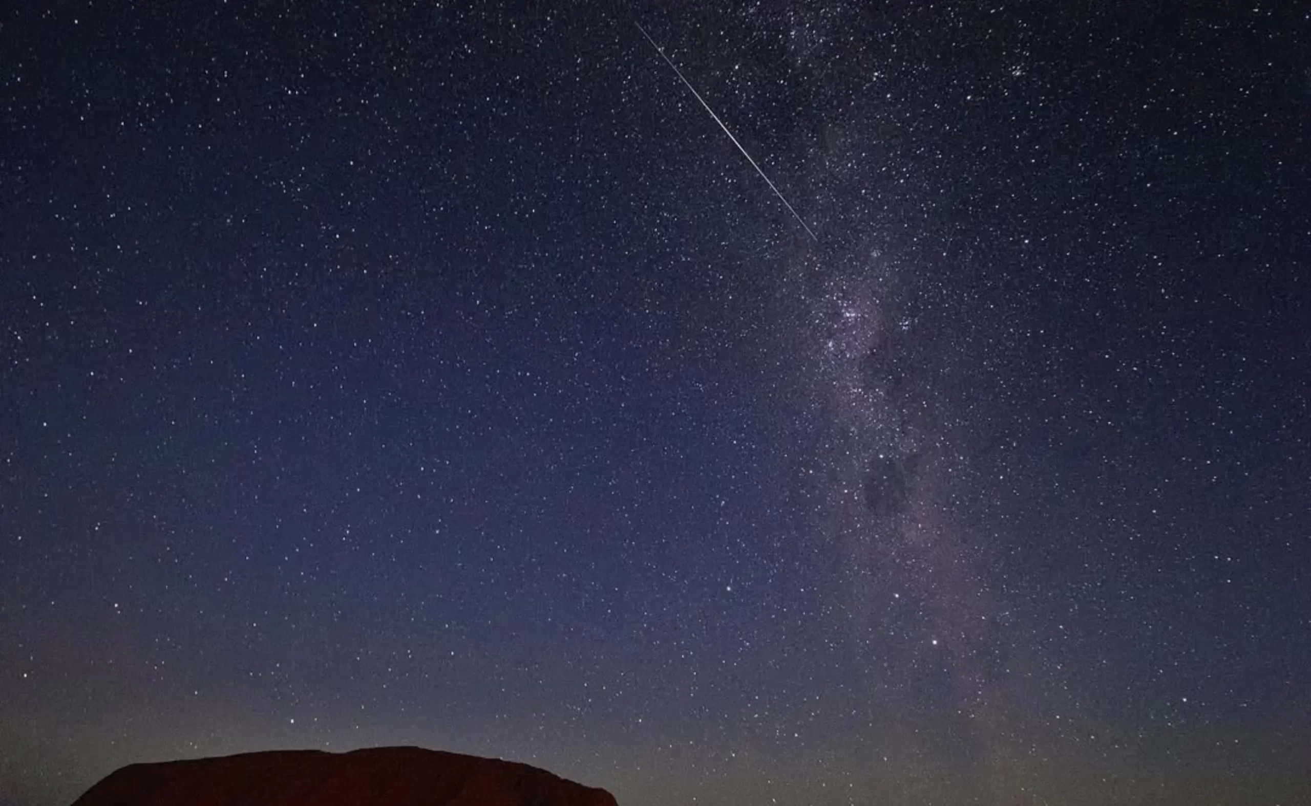 Minimal artificial lights, Uluru